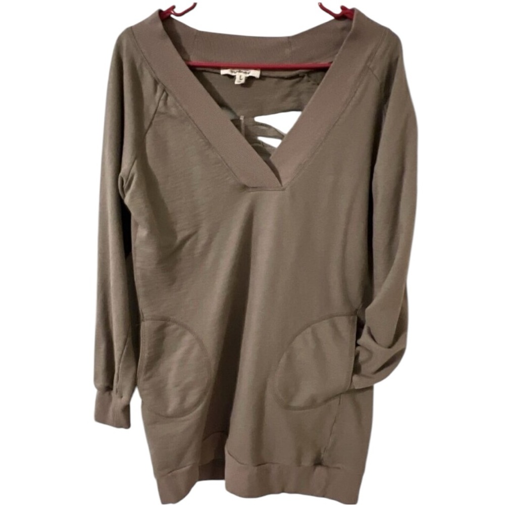 Sydney Tunic Top Large Taupe Jewel Rhinestone Shredded Back Long Sleeve Pockets